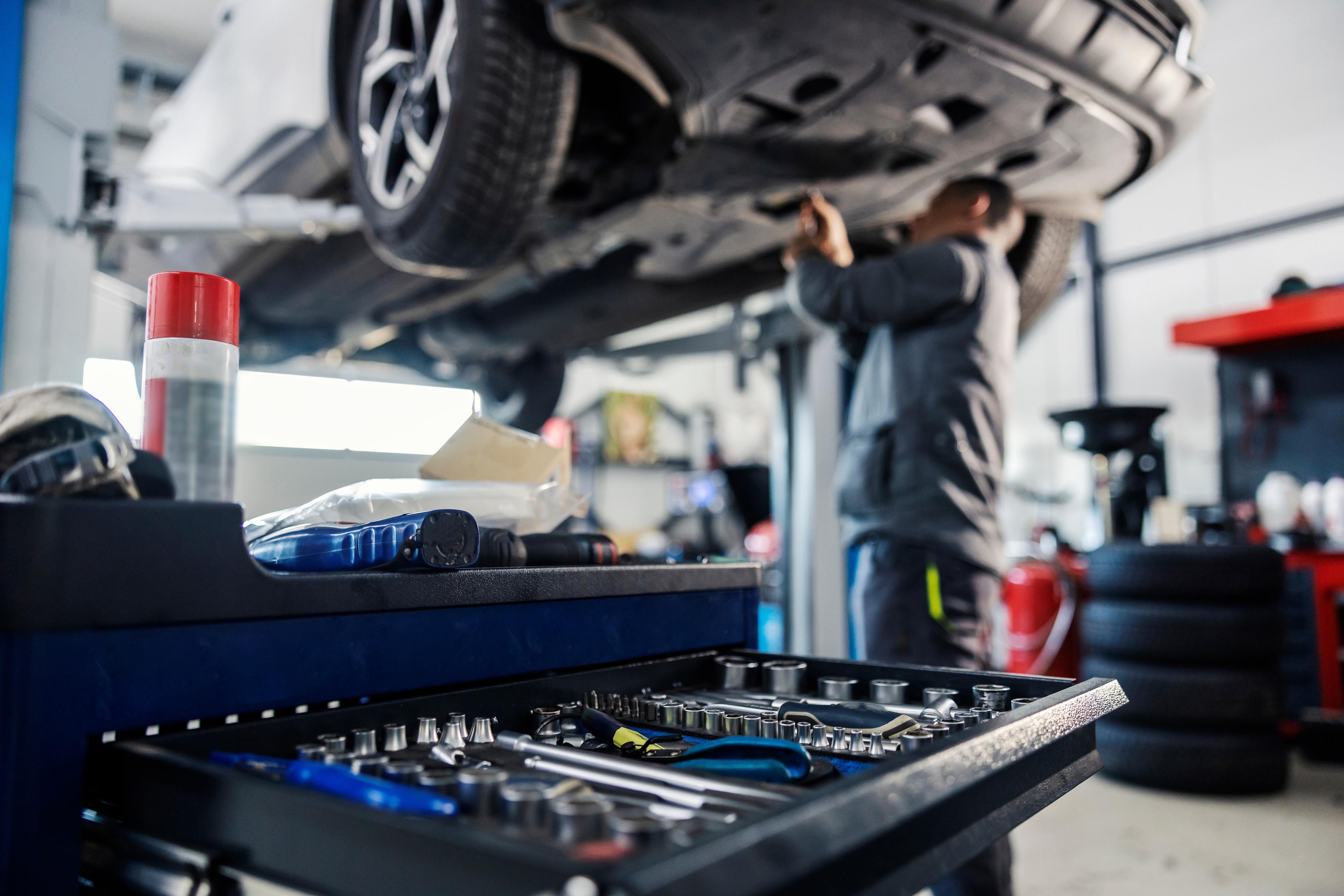 Mechanic repairing a car