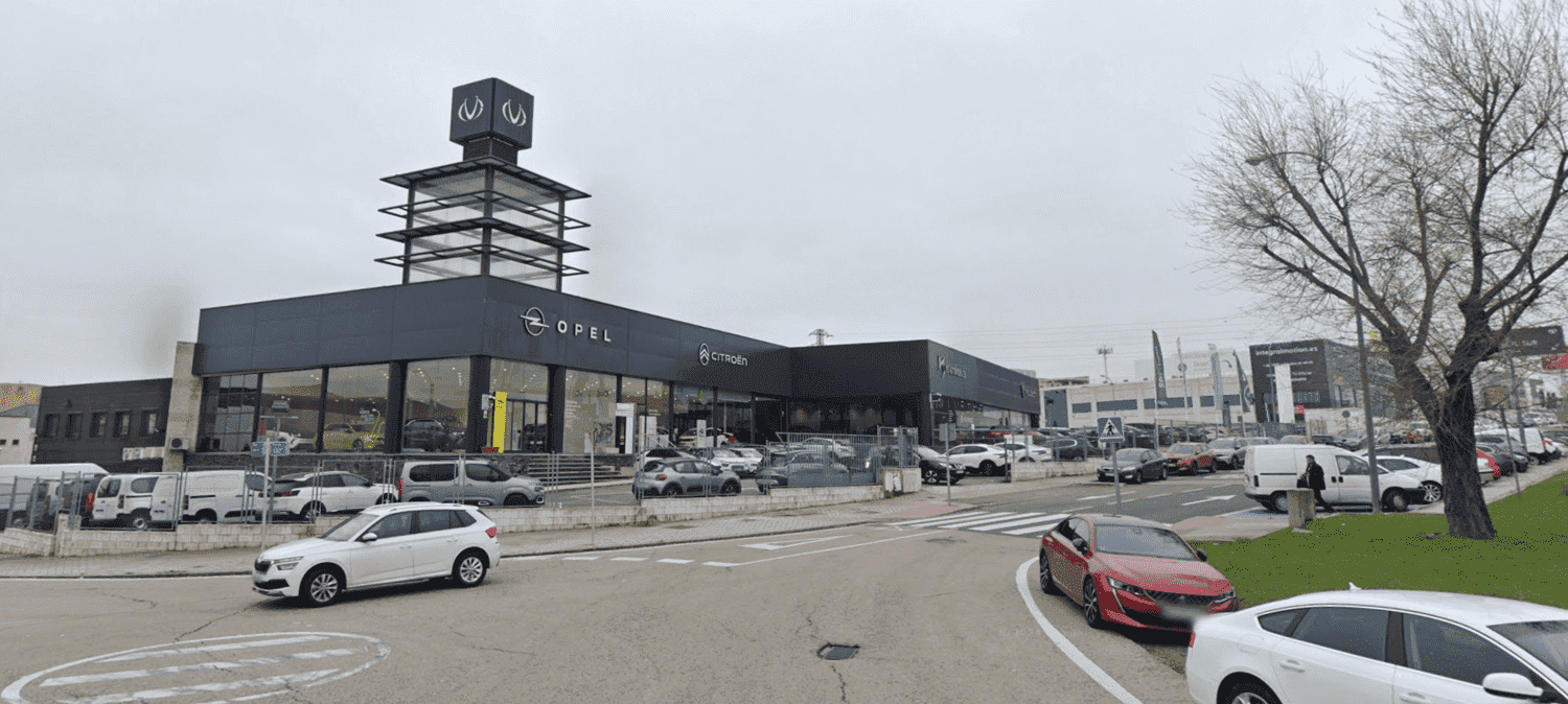 Autos velasco fachada